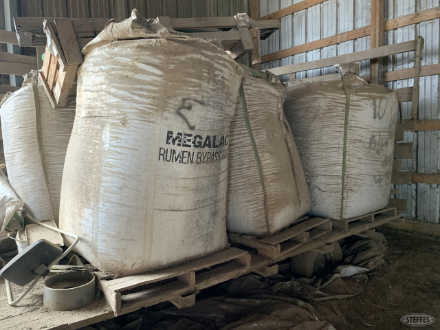(6) Super sacks of recycled ground rubber